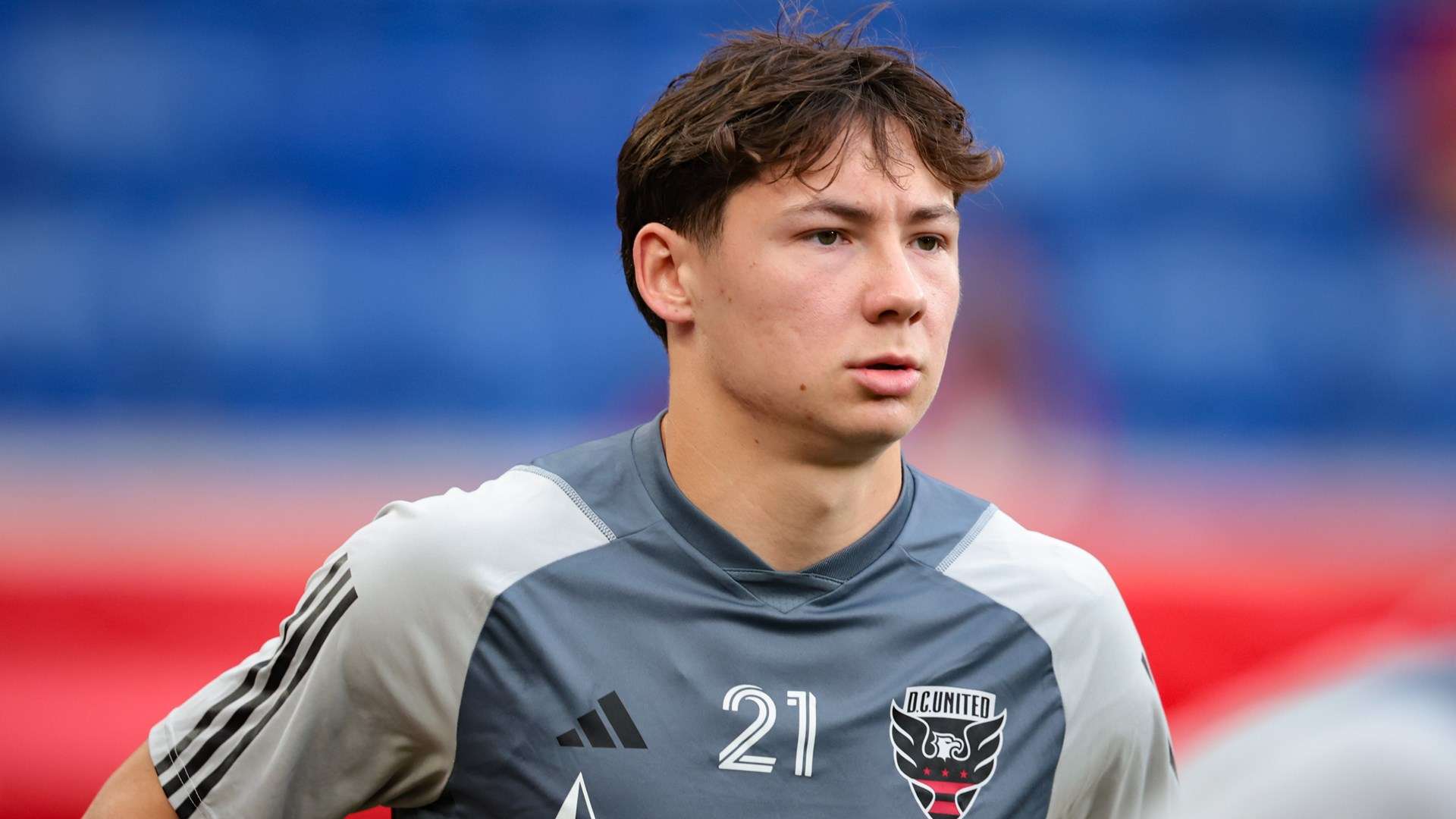 承擔的不僅 承擔的不僅