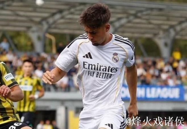 皇马19岁左后卫巴尔德佩尼亚斯有望首秀，本周欧冠入选大名单